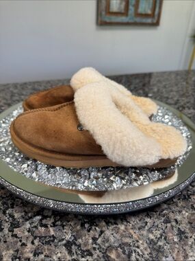 ABEO Aurora Shearling sheepskin Slipper mule GUC 7